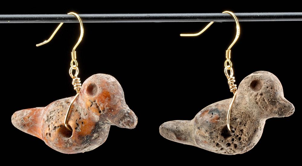 Appraisal: Pair of Wearable Colima Spondylus Shell Bird Earrings Pre-Columbian West