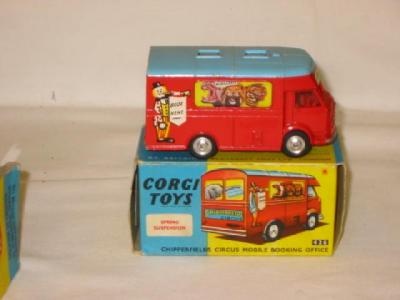 Appraisal: Chipperfields Circus Mobile booking office boxed F-G