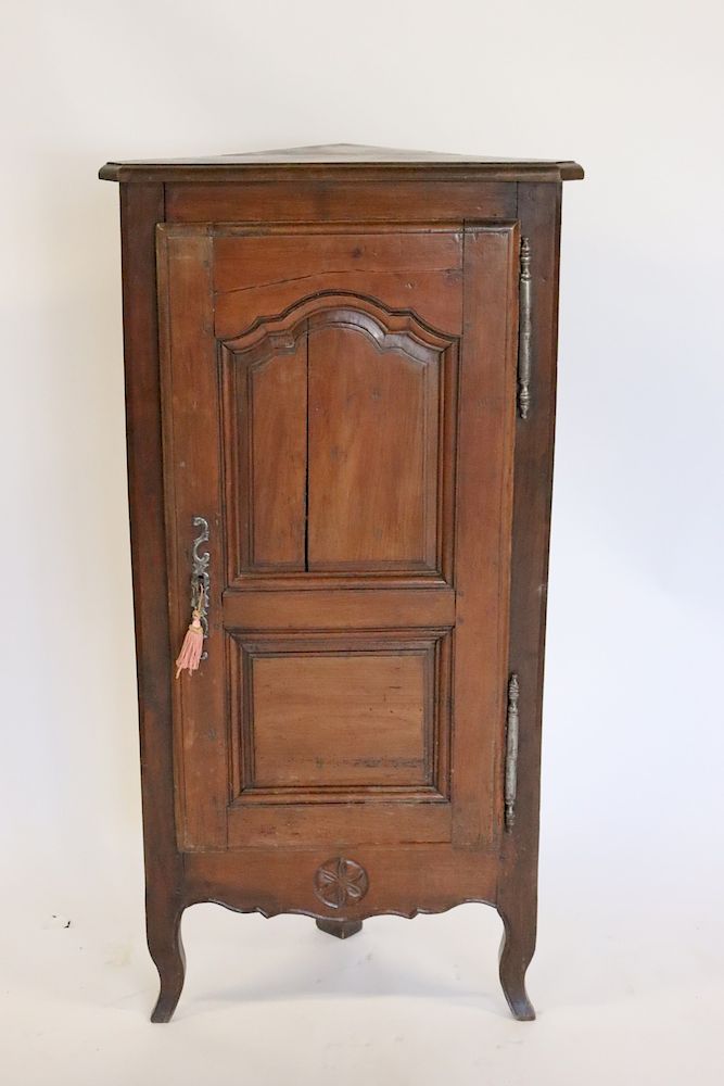 Appraisal: Century French Provincial Corner Cabinet Nice original patina and unusual