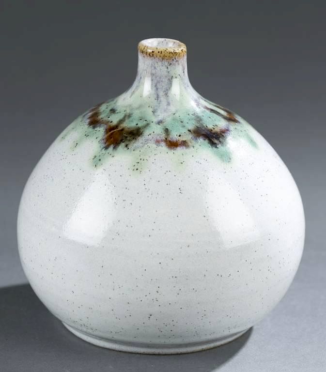 Appraisal: UND modernistic vase Dorothy Olson c AN UND modernistic vase