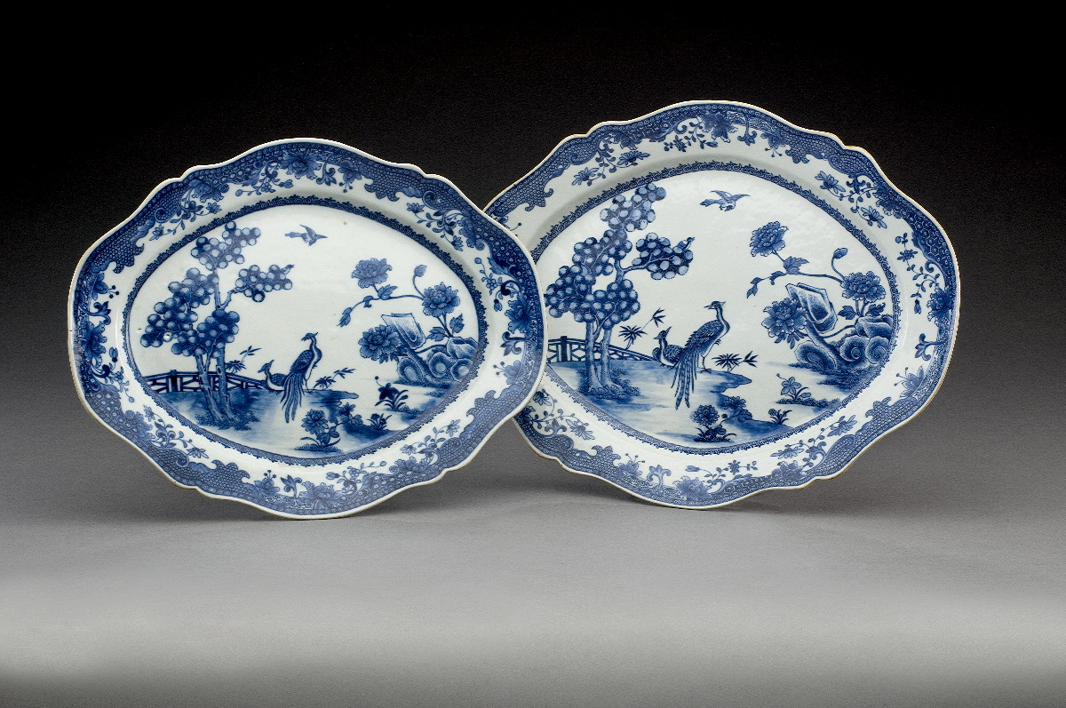 Appraisal: TWO CHINESE EXPORT PORCELAIN BLUE AND WHITE SILVER-SHAPE PLATTERS CIRCA