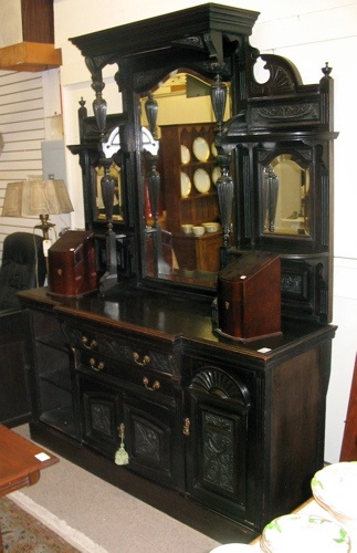 Appraisal: A LARGE DARK OAK SIDEBOARD English c The top section