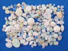 Appraisal: A quantity of loose polished opals approx carats total