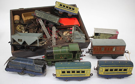 Appraisal: A HORNBY 'O' GAUGE TANK LOCOMOTIVE together with a further