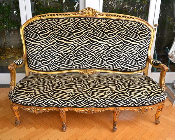 Appraisal: A LOUIS XV STYLE GILT WOOD FRAMED SETTEE WITH FAUX