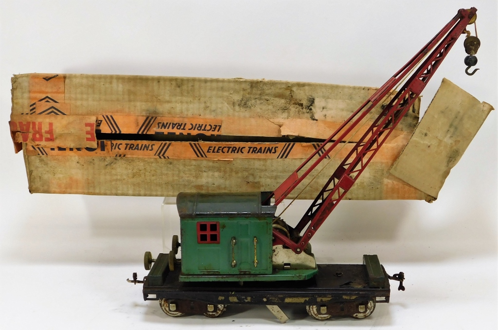 Appraisal: LIONEL NO ELECTRIC CRANE CAR W ORIGINAL BOX United States