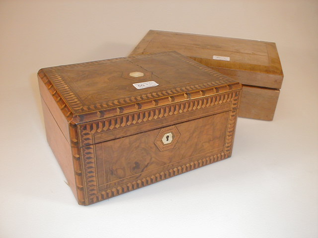 Appraisal: A Victorian walnut work box with dentil parquetry banding the