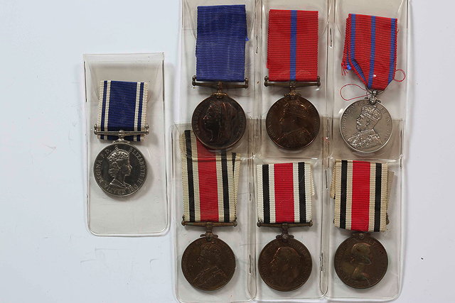 Appraisal: A JUBILEE METROPOLITAN POLICE MEDAL together with a Metropolitan Police