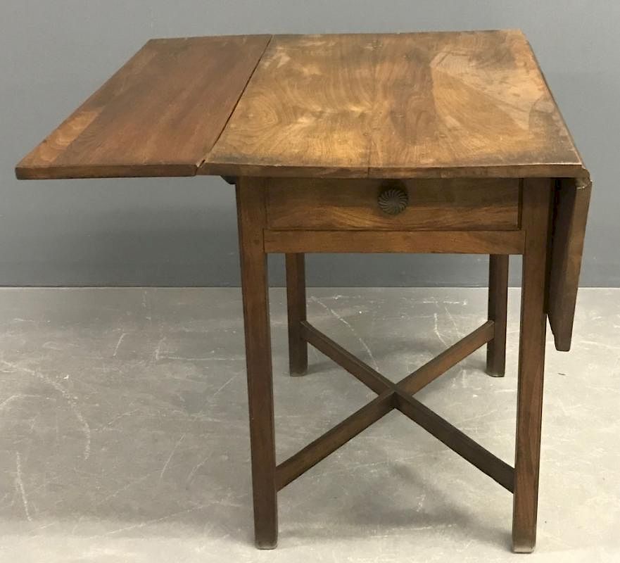 Appraisal: Southern Chippendale Walnut Pembroke Table Southern Chippendale walnut Pembroke table