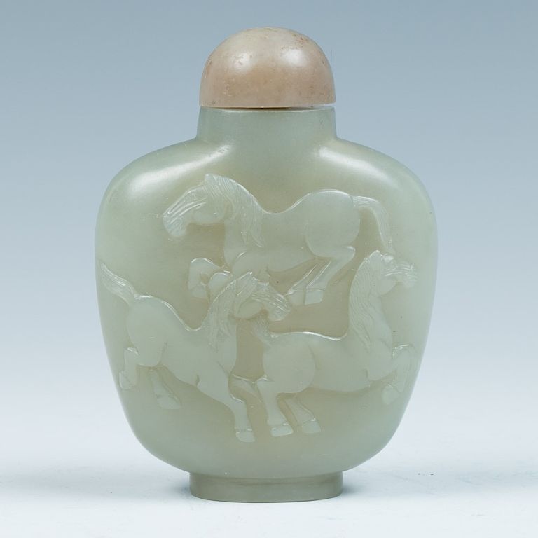 Appraisal: CELADON JADE SNUFF BOTTLE Celedon jade snuffing bottle in flat