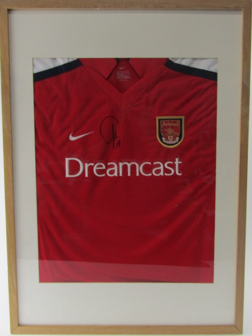 Appraisal: A signed Arsenal Dreamcoat Sponsored Home shirt circa autograhed by