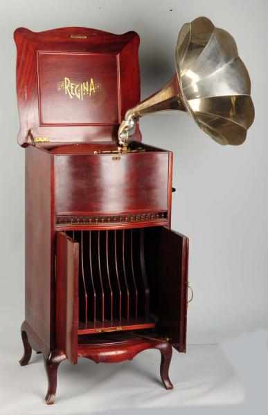 Appraisal: Regina Style - Phonograph with Horn Damper is in need