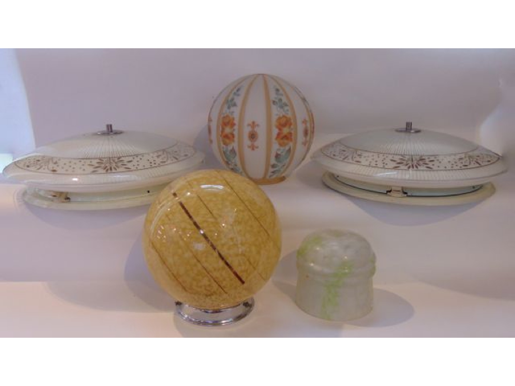 Appraisal: vintage glass light shades of varying design including a melon