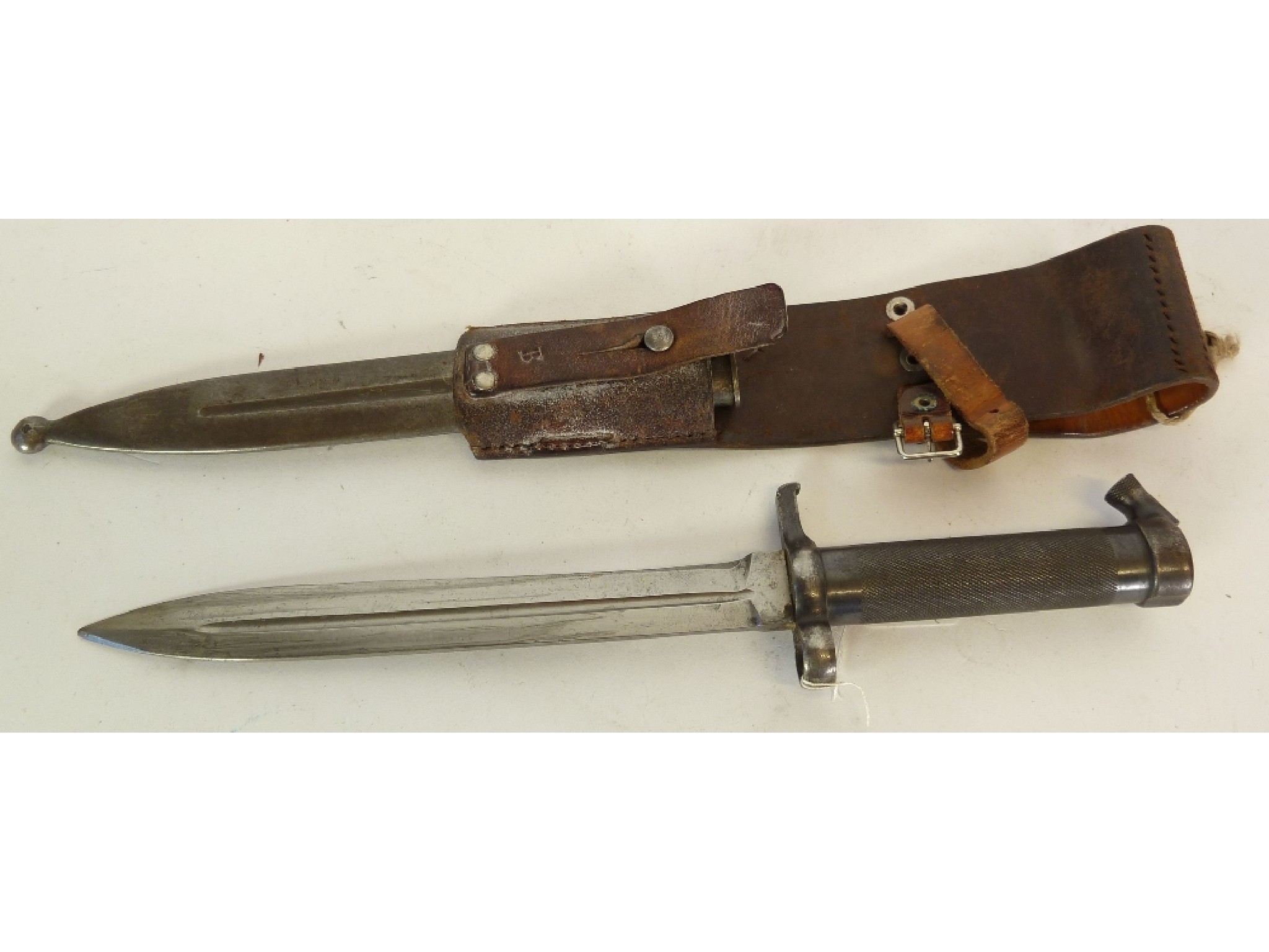 Appraisal: SWEDISH KNIFE BAYONET with single edge cm blade having tubular