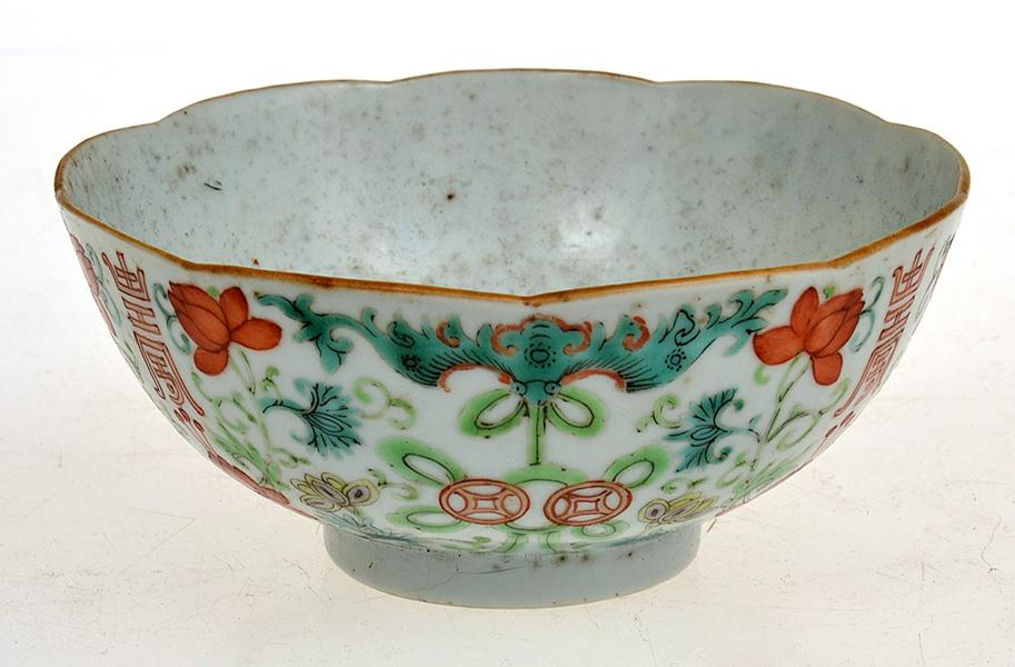 Appraisal: CHINESE DOUCAI GLAZED BOWL WITH SCALLOPED EDGE DECORATED WITH AUSPICIOUS