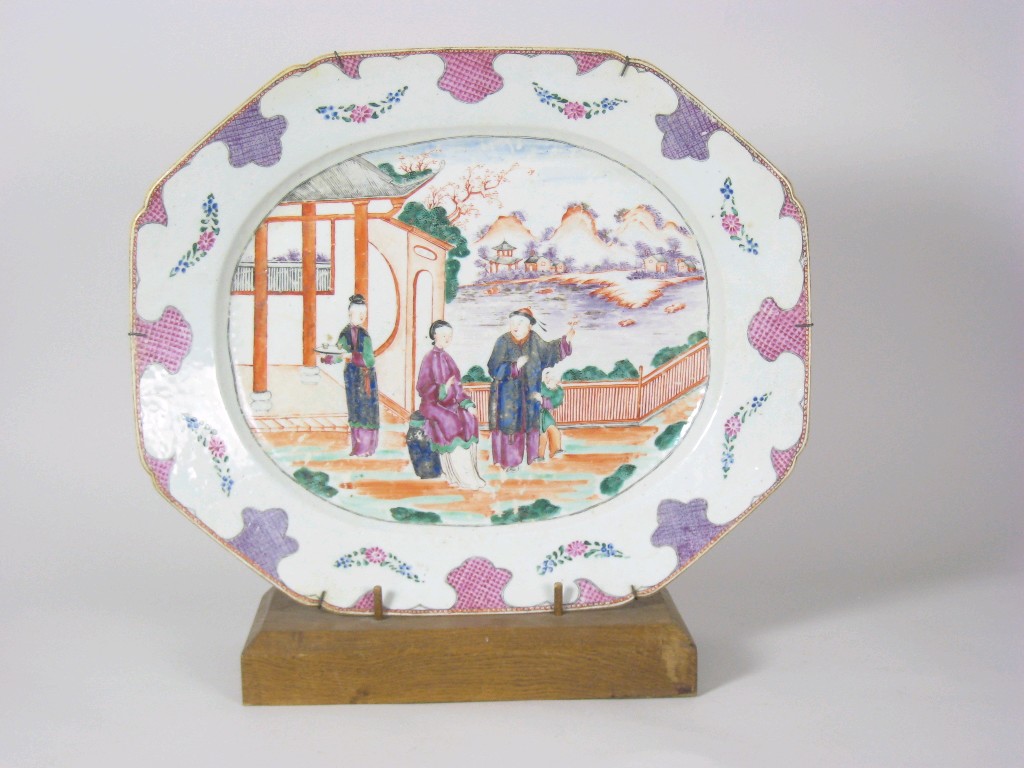 Appraisal: A large Chinese Meat Plate painted figures with sea and