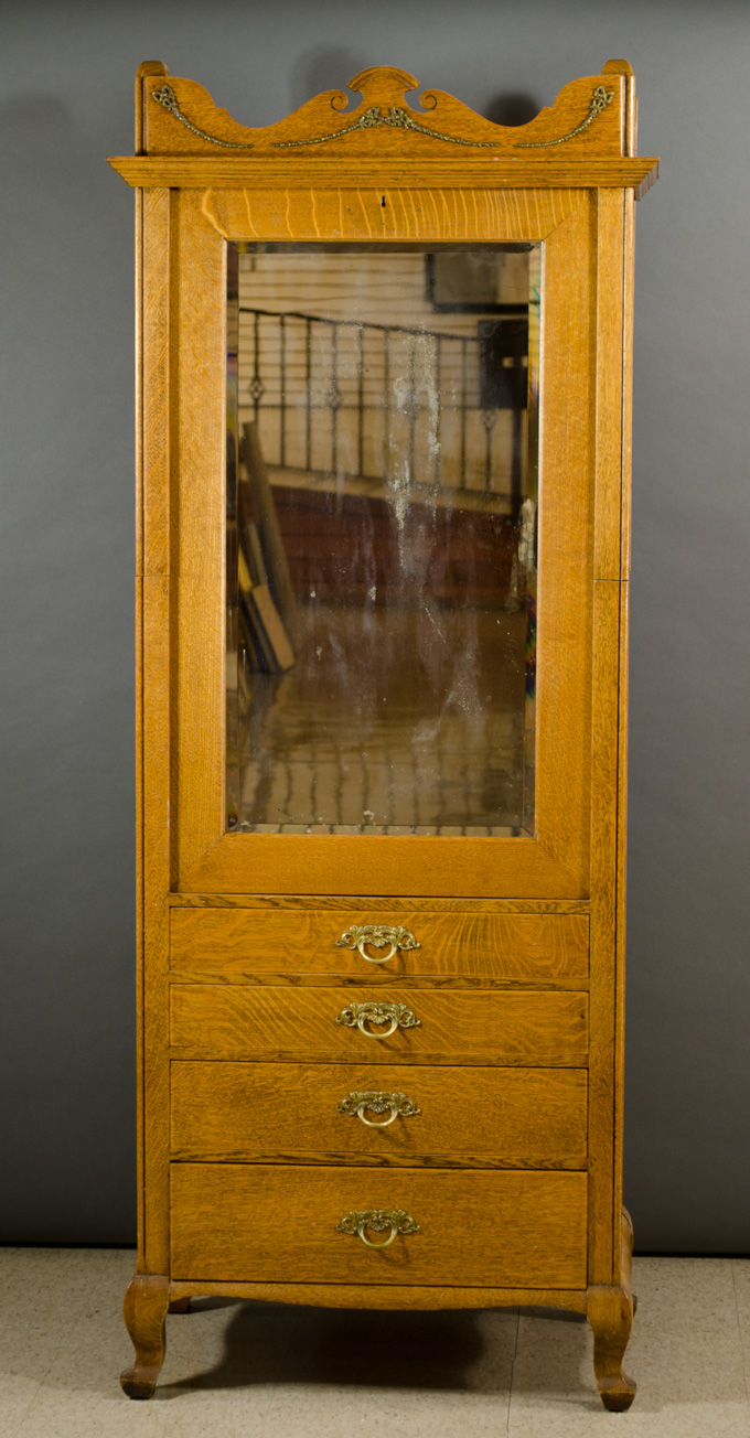 Appraisal: LATE VICTORIAN OAK DENTAL CABINET attributed to The Harvard Co