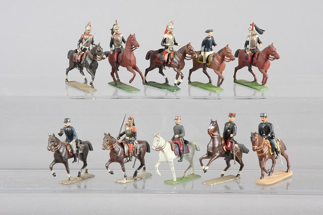 Appraisal: Lot of mounted Mignot figures WWI including Marshall Joffre and