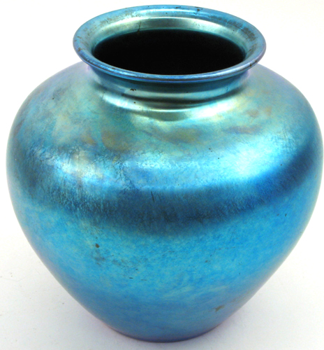 Appraisal: STEUBEN AURENE ART GLASS VASE in iridescent blue with gold