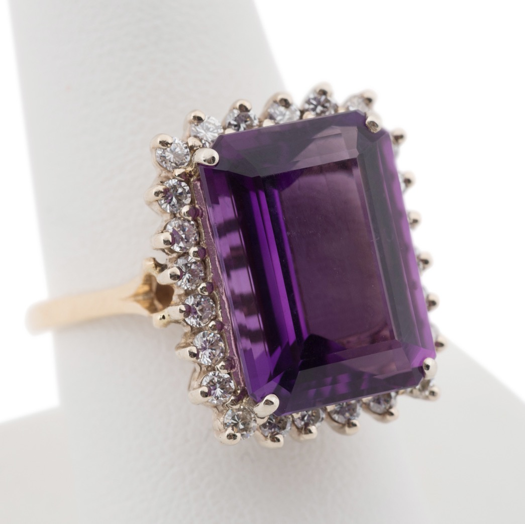 Appraisal: K YELLOW GOLD CT AMETHYST DIAMOND RING k yellow gold