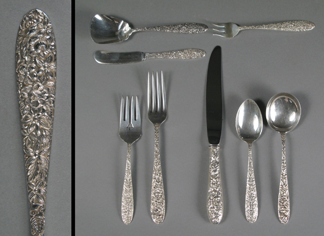 Appraisal: MANCHESTER STERLING SILVER FLATWARE SET pieces in the Southern Rose