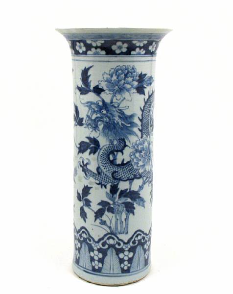 Appraisal: A Chinese blue and white sleeve vase late th Century