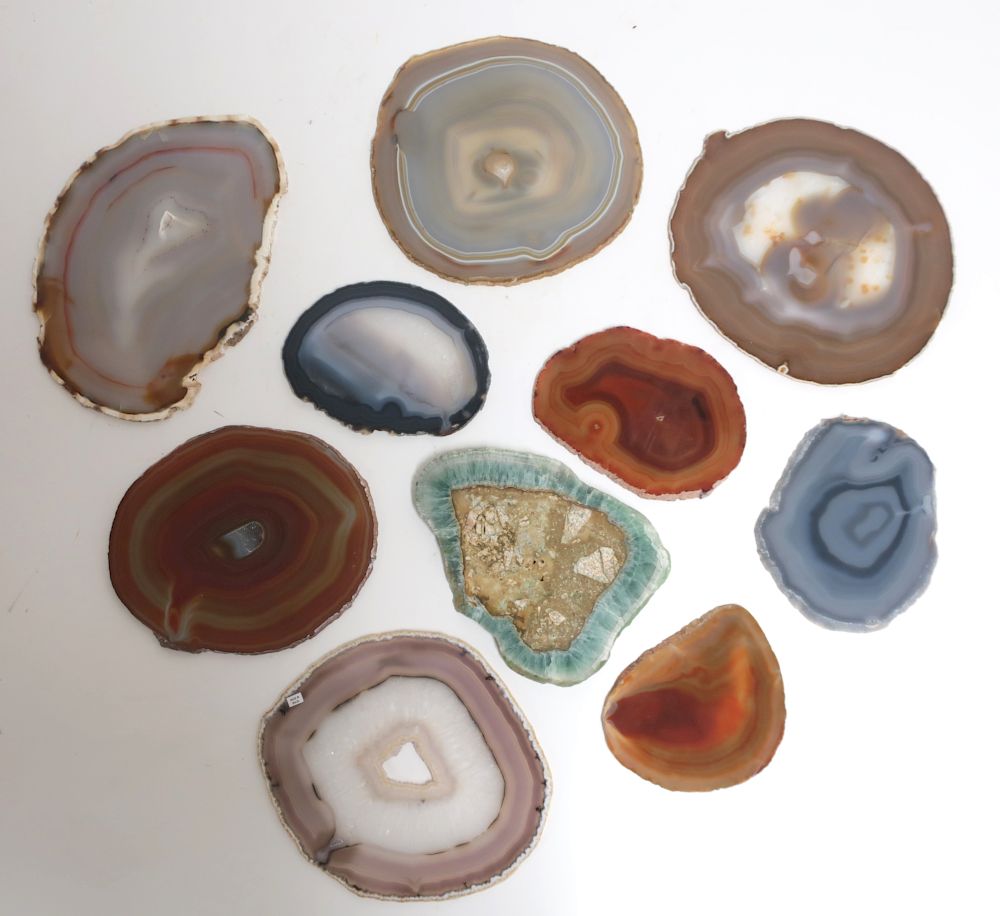 Appraisal: Agate 'Slices' Of which with green edge is called a