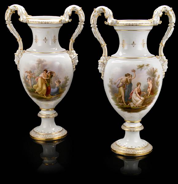 Appraisal: A pair of Meissen porcelain urns late th century Of