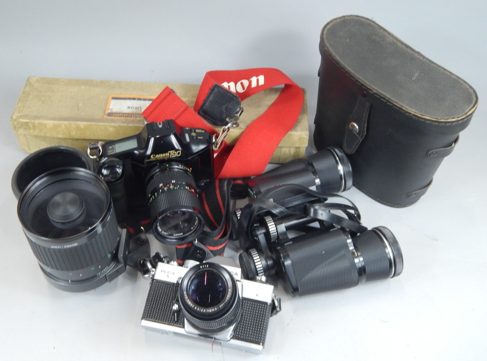 Appraisal: A Praktica PLC camera with lens and other cameras etc