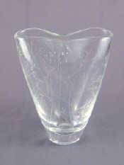 Appraisal: A Kosta glass vase engraved with leaves and branches by