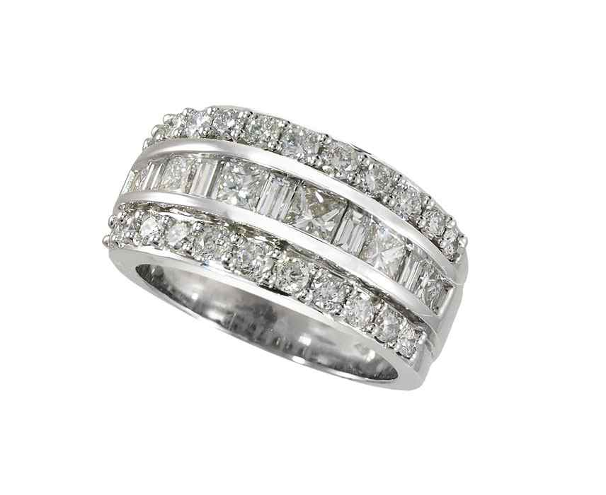 Appraisal: K DIAMOND BAND RING Signed Kallati K white gold ring