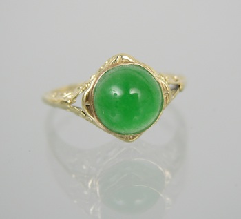 Appraisal: A Ladies' Art Deco-Style Jadeite Ring in Gold k white