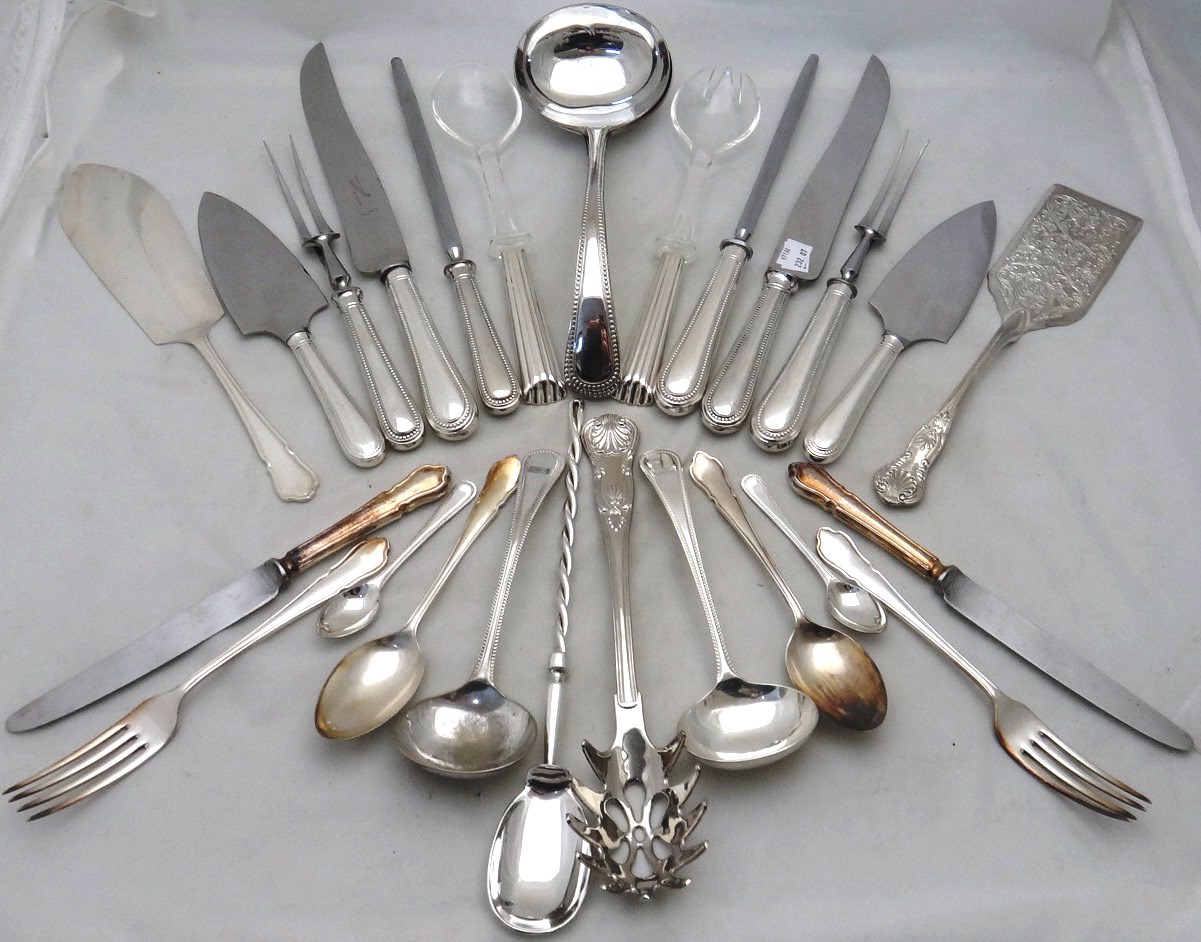 Appraisal: A quantity of modern bead edged pattern table flatware to