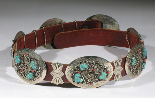 Appraisal: NAVAJO NATIVE AMERICAN CONCHO BELT each of the large oval