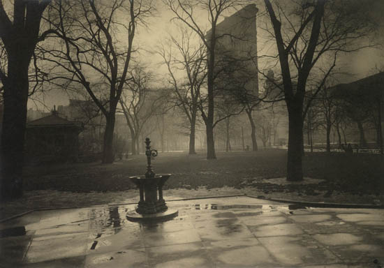 Appraisal: BEALS JESSIE TARBOX - Untitled Flatiron Building Silver bromide print