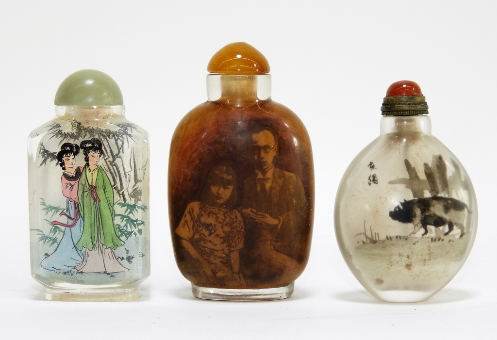 Appraisal: PC VINTAGE CHINESE REVERSE PAINTED SNUFF BOTTLES China th CenturyIncludes