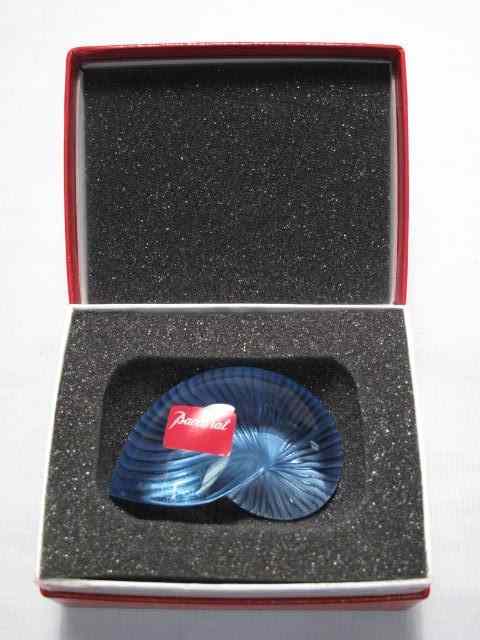 Appraisal: Baccarat crystal paperweight Opalescent blue color in Nautilus shape Paper