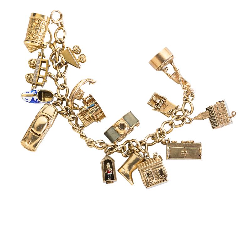 Appraisal: K GOLD CHARM BRACELET Condition Report