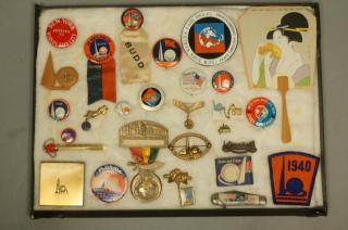 Appraisal: pc New York World's Fair NYWF - Souvenirs Lot includes