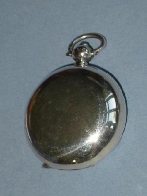 Appraisal: A VICTORIAN SOVEREIGN CASE of circular form with plain back