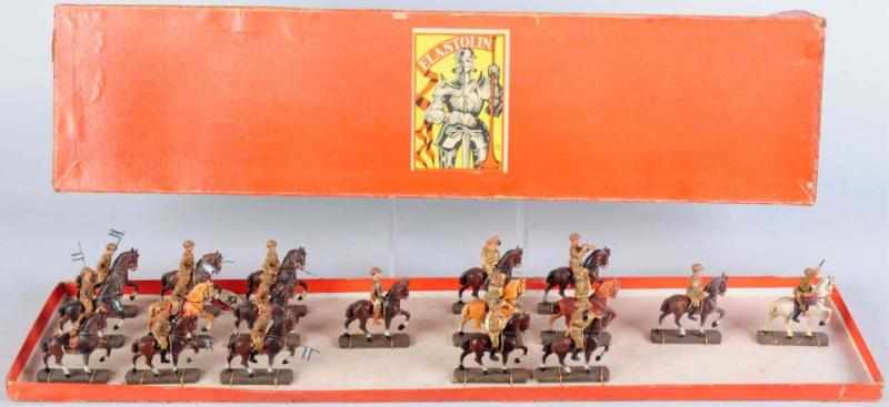 Appraisal: Elastolin -Piece US Army Mounted Boxed Set Number Figures are