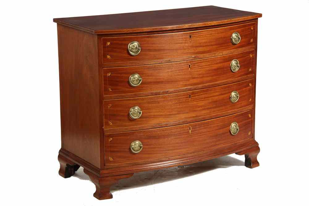 Appraisal: CHEST OF DRAWERS - Fourth quarter th c Federal mahogany