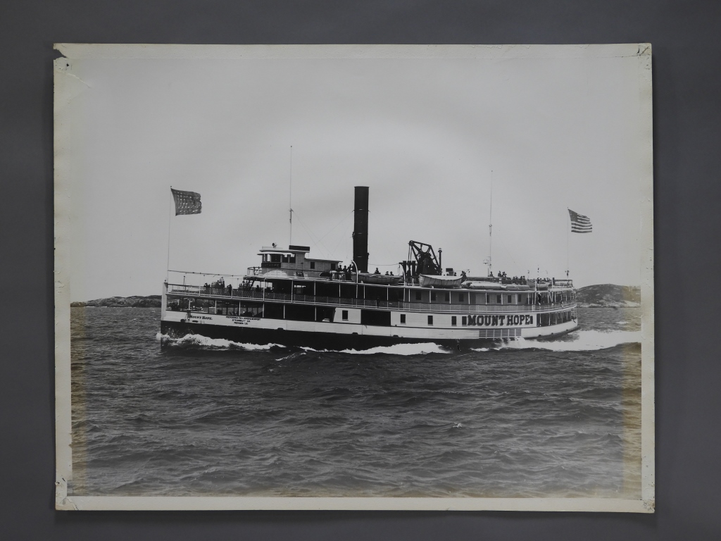 Appraisal: LG BLACK WHITE PHOTOGRAPH OF STEAMER MOUNT HOPE United States