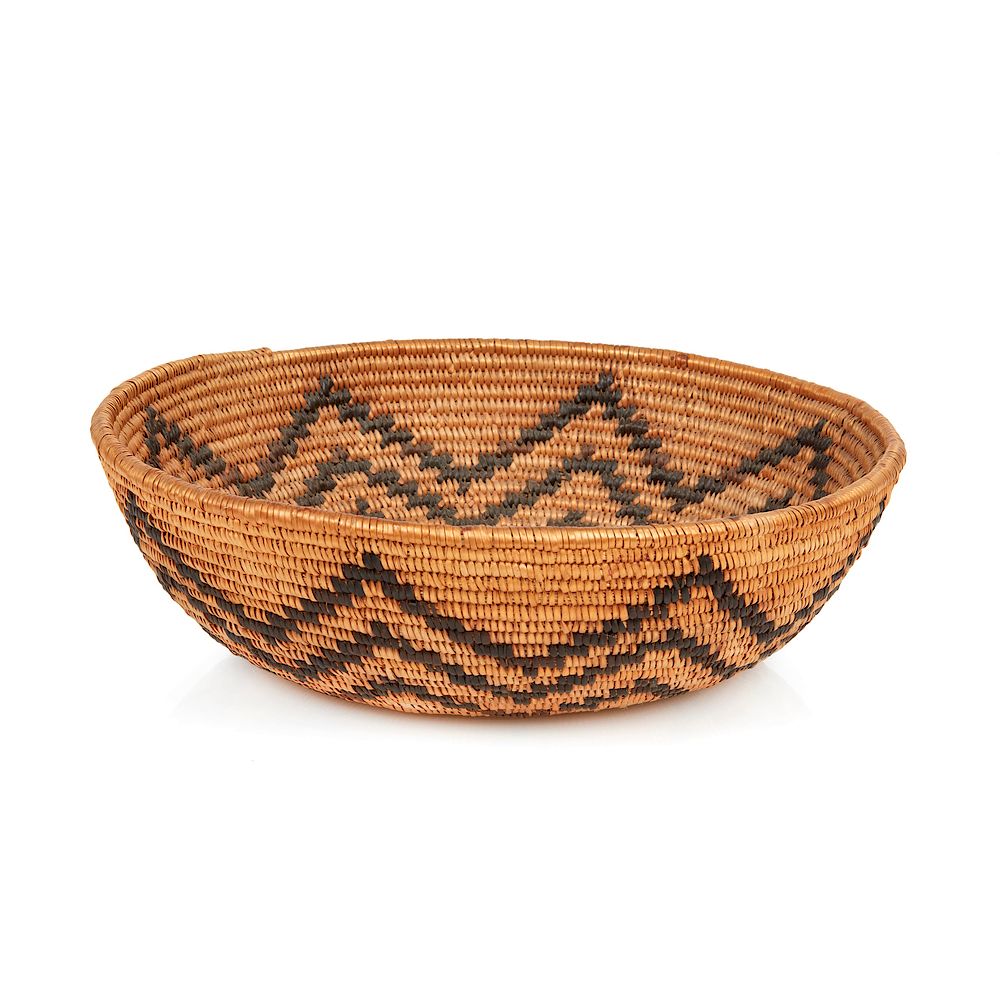 Appraisal: Mono Basket Mono basket with geometric design Dimensions h x