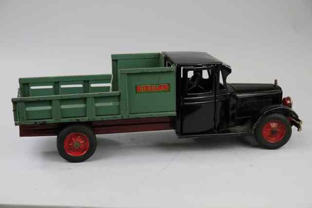 Appraisal: BUDDY 'L' JUNIOR MILK DELIVERY TRUCK C 's black enclosed