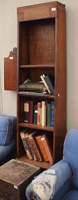 Appraisal: A LATE TH EARLY TH CENTURY OAK TALL NARROW BOOKCASE