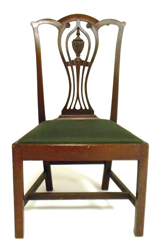 Appraisal: th C Federal Connecticut side chair c cherry triple lobed