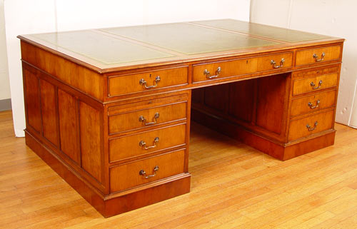 Appraisal: LEATHER TOP MAHOGANY PARTNERS DESK Mid th Double pedestal desk