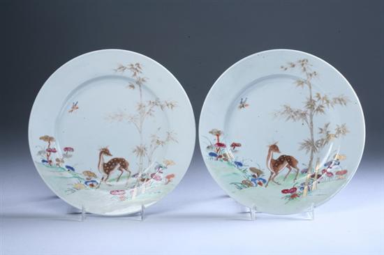 Appraisal: PAIR CHINESE FAMILLE ROSE PORCELAIN PLATES th century Painted to