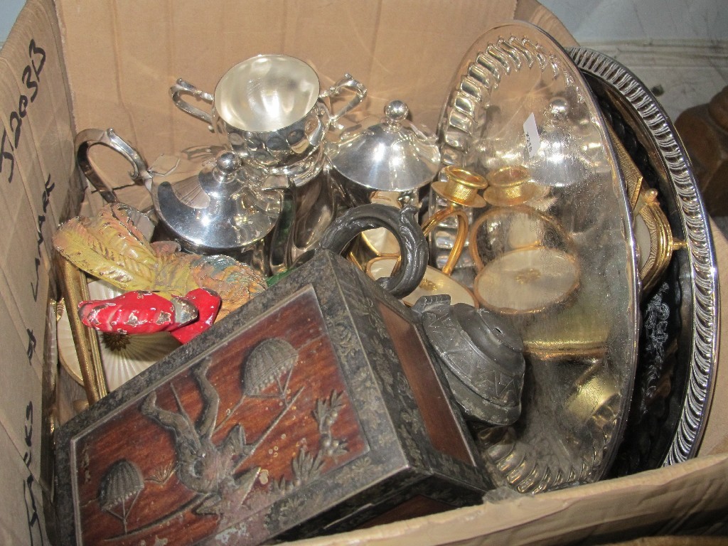 Appraisal: Box of assorted metalware - EP Huntly Palmer tin doorstop